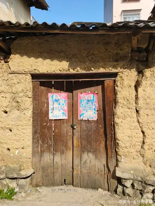 这是几十年代的房子呀!70年代吗?