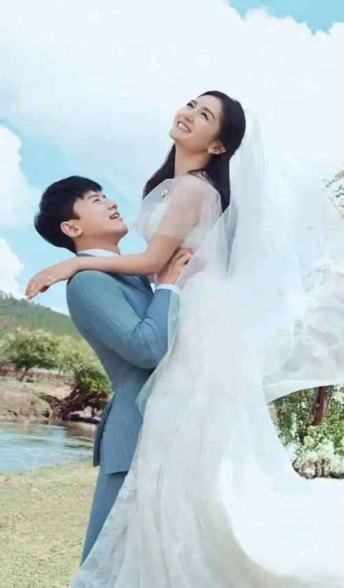 谢娜分享跳跳俏俏互动日常