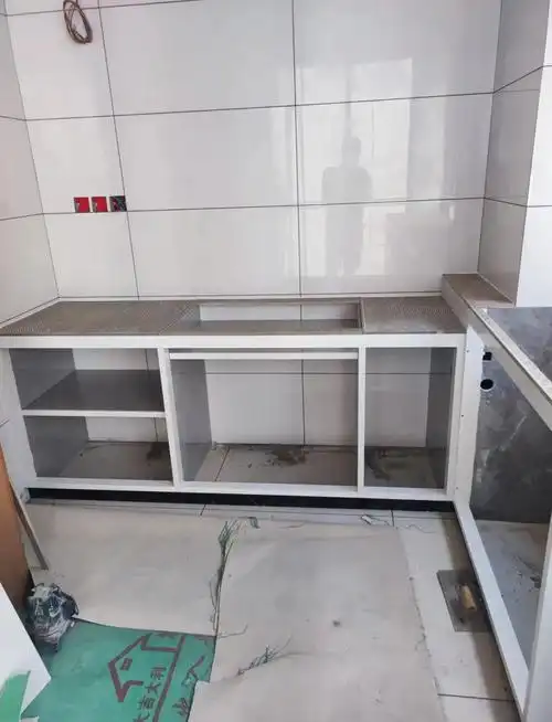 石英石灶台装修费用详解:2980元搞定!