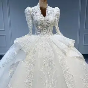 气质国风大拖尾长袖新娘法式v领重工主纱小个子冬季婚纱2023新款