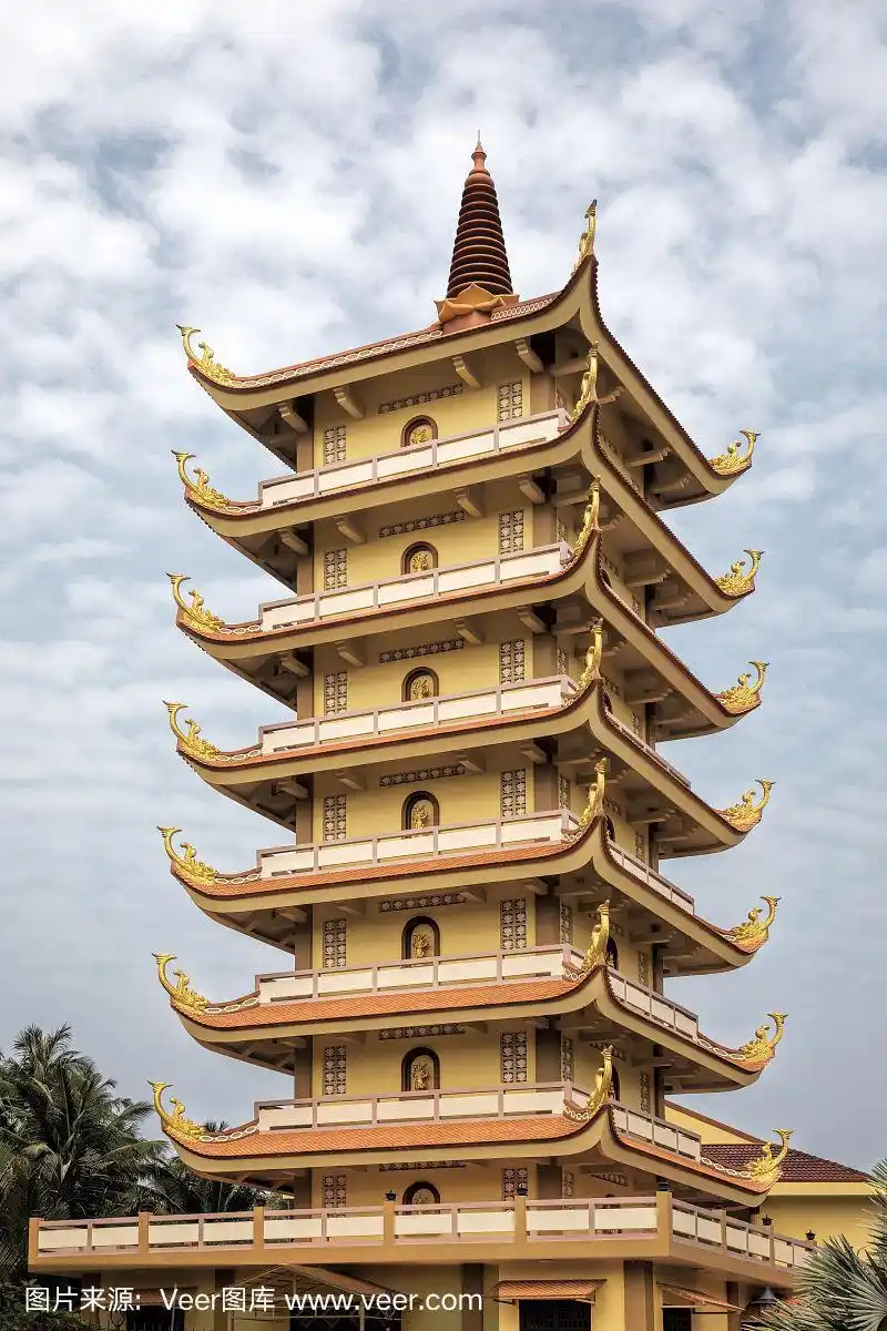 越南神话城永庄寺的佛塔