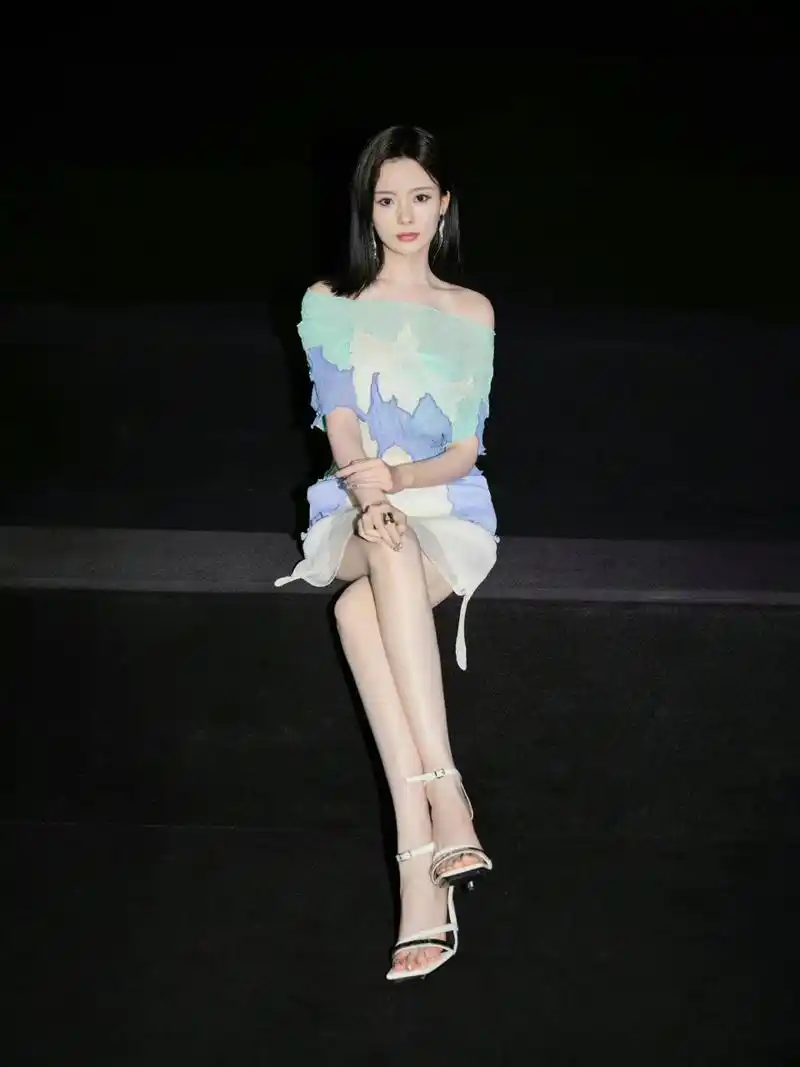 陈卓璇  高跟凉鞋美jio