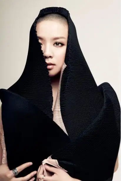 王韵壹新歌引热议点评好声音辣嘴毒舌