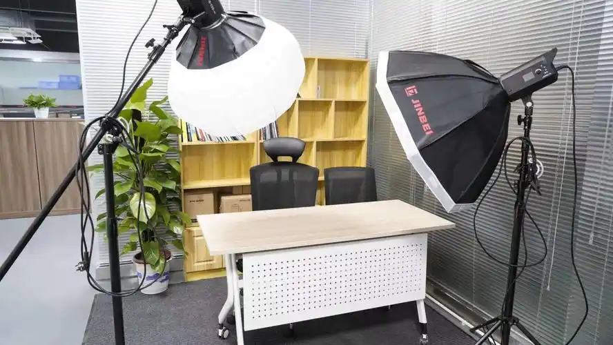 卖直播设备的公司是怎么开始第一次直播的