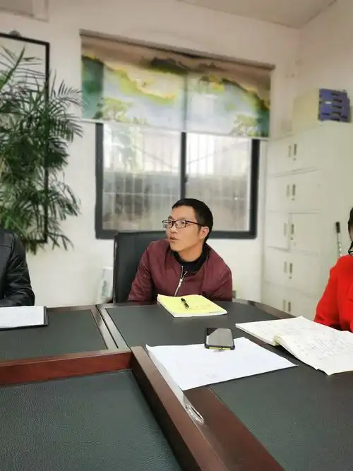 曾平老师谈了自己的听课感受!相互学习,共同进步!