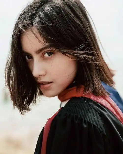 《禁忌女孩》尤里是谁?