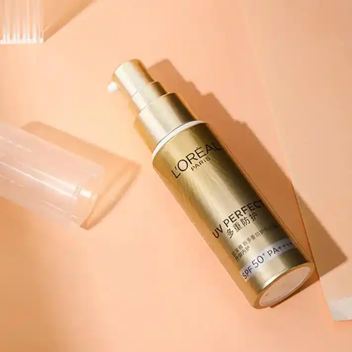 欧莱雅小金管面部抗老防晒隔离.#上热门  #小程序://团季 - 抖音