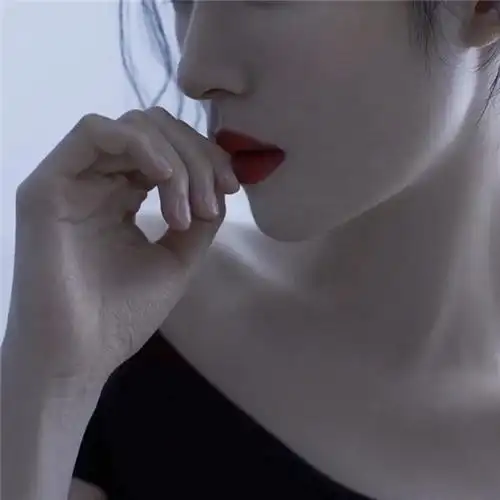 不露脸性感女生头像