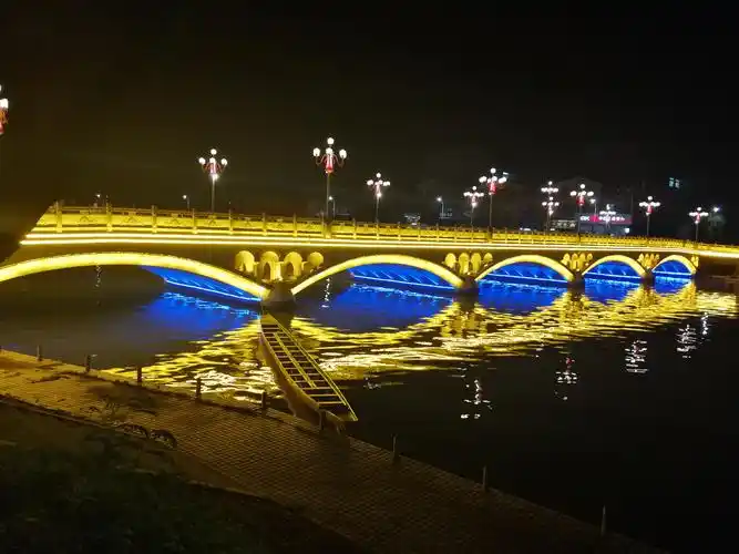 我生日第二天公司组织连州地下河旅游,天功造奇景,奇景怡世人!