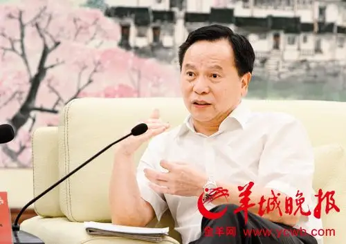 东莞市委书记接受羊晚专访扬长补短谋发展