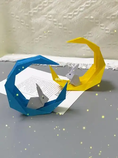 教你用彩纸折一轮弯弯的月亮简单又漂亮