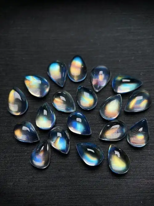 印度月光石水滴57mm彩虹光