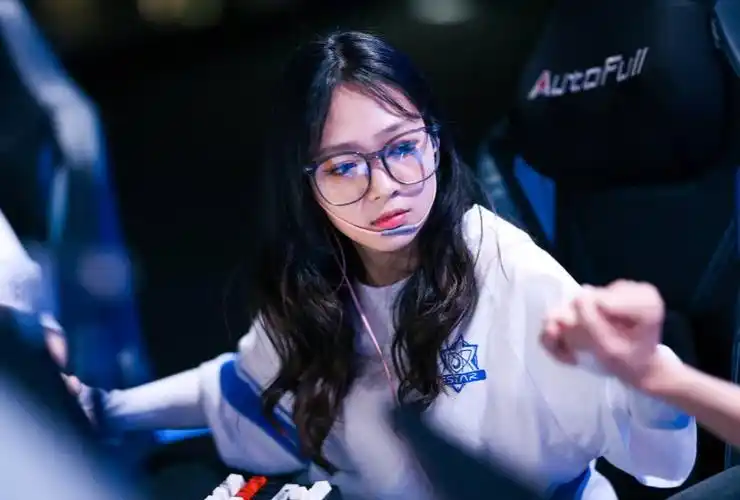 记录——妹妹虎牙estar-草莓直播日记(2024年1月24日)