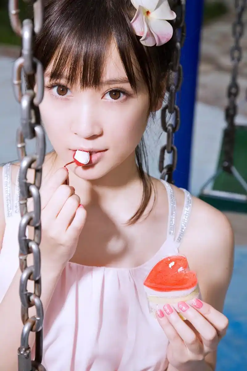 袁菲单纯的就像是一张白纸,一尘不染,太喜欢她了