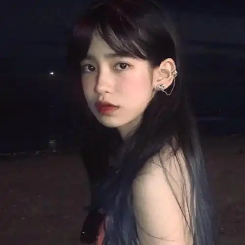 抖音网红女生头像很可爱 最厉害的病毒是爱和谎言