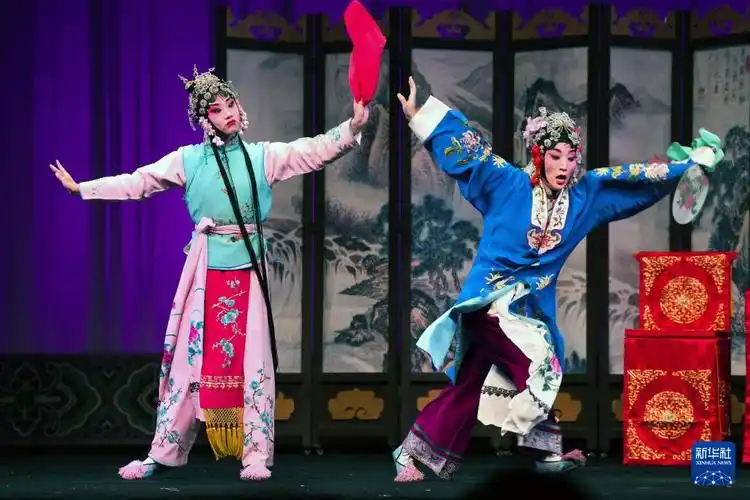 评剧《杜十娘》在全国地方戏演出中心演出-新华网