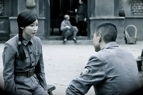 赵子惠与谷智鑫上演战地情歌