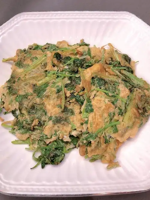 香菜煎鸡蛋的做法