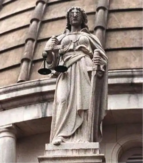 就请从尊重香港法院对于梁天琦案的判决做起