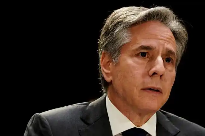 美国务院布林肯致电巴勒斯坦总统阿巴斯就加沙医院遇袭表示慰问