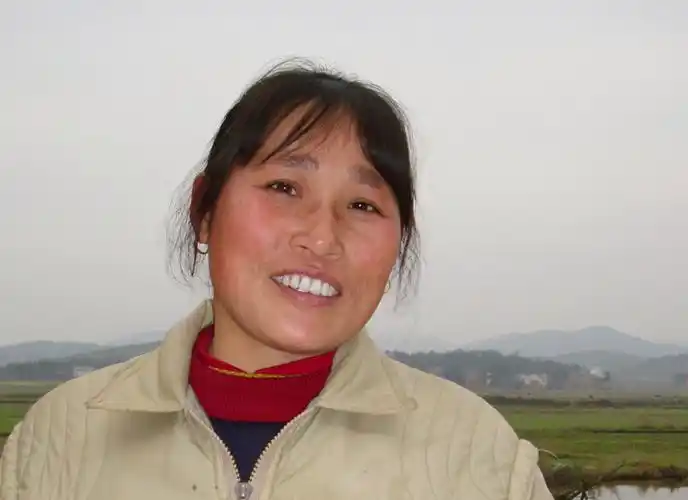 村妇照一张,怎么整容都可以.