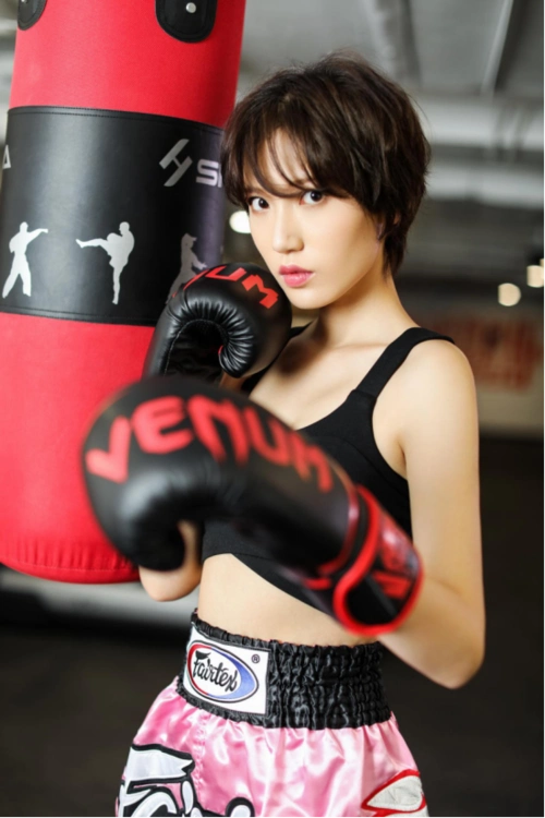 张琳悦出演蜀山降魔传2挑战最美蜀山大boss