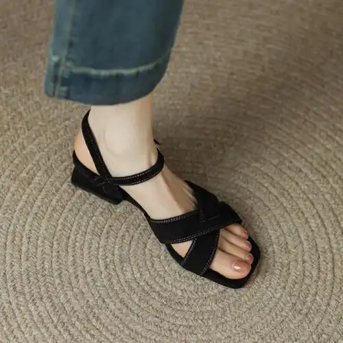 tiauny高跟鞋女士皮凉鞋中年妈妈鞋软皮软底时尚水钻装饰a421