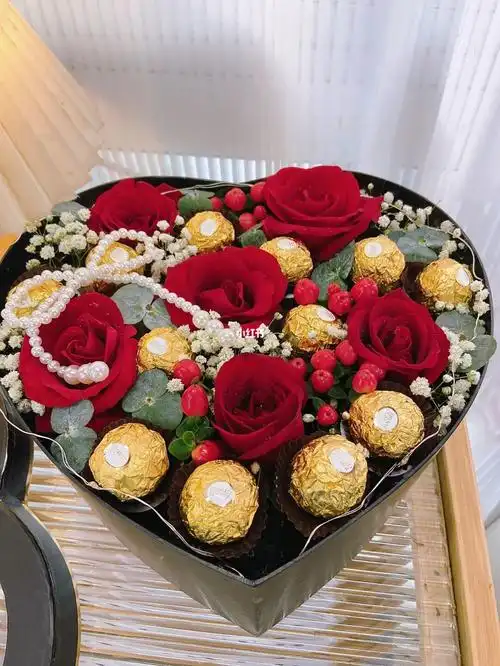 红玫瑰鲜花礼盒