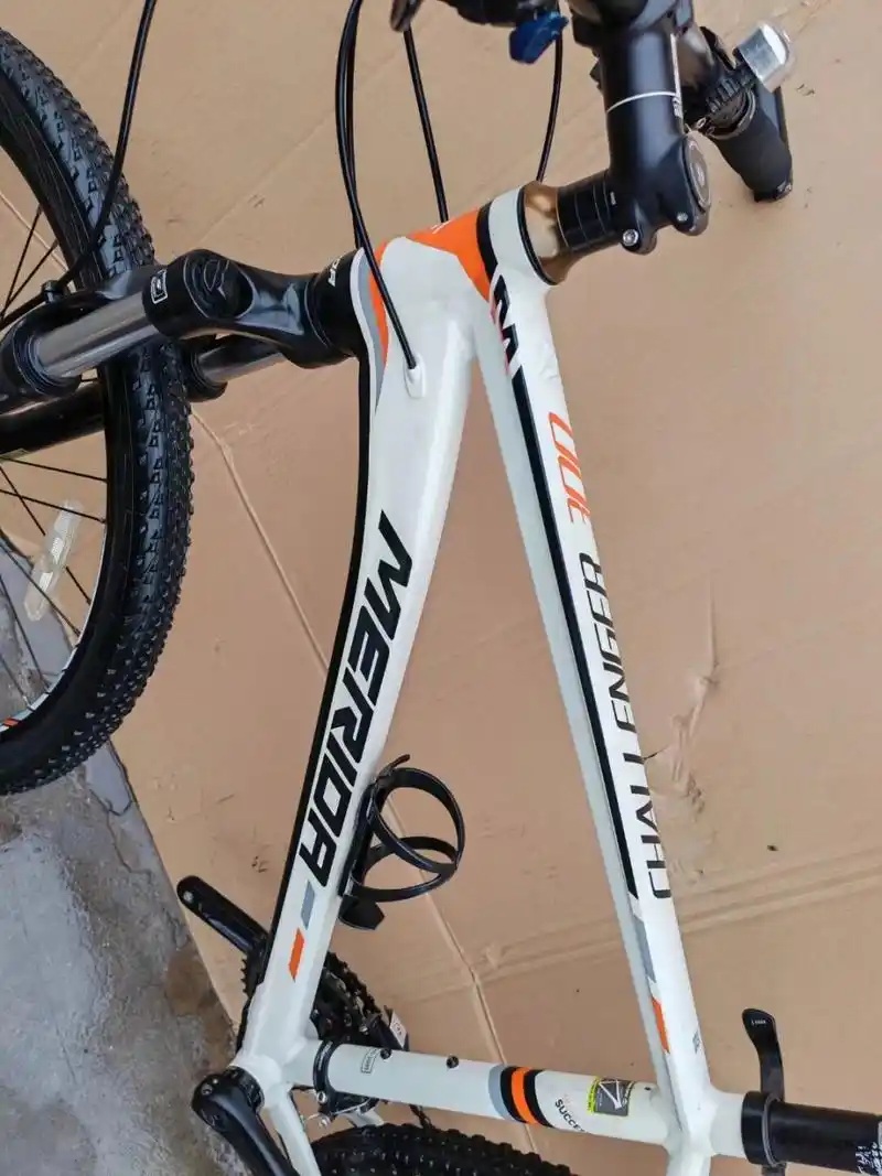 美利达挑战者300山地车 美利达挑战者300山地车自行车      .