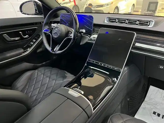 2023款奔驰s500进口特惠促销直降30万可分期