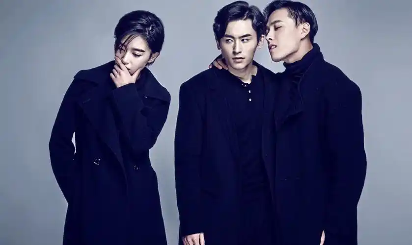 洪尧阚清子杂志写真高清图片,明星,写真,高清,帅气,演员,阚清子,张哲