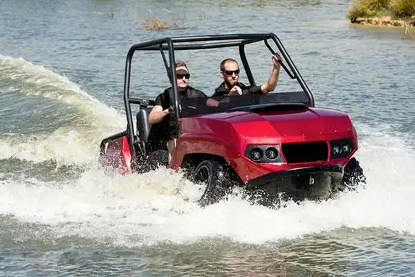 瞧瞧这几款能在水陆两栖开的车