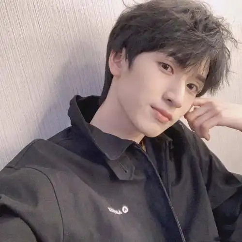 【微信头像】严浩翔