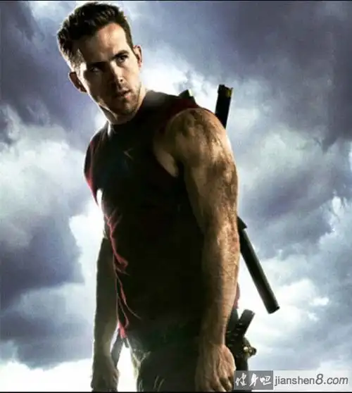 "死待"英雄外表下的强壮身躯 瑞恩·雷诺兹肌肉照(6)