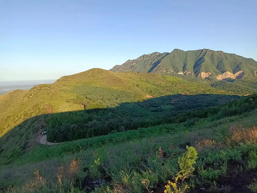 嵯峨山,远看见秦岭,耀县山,#大自然天然氧吧 #空气清新环境 - 抖音