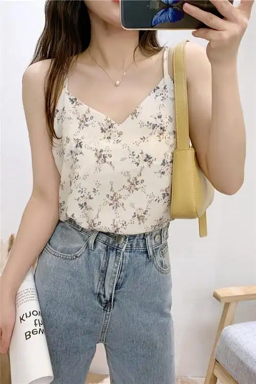 夏季小碎花吊带背心女百搭宽松外穿打底衫内搭双层雪纺上衣潮