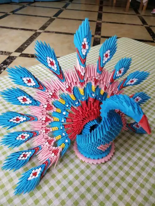 2019年第一届废物利用教师手工制作评比活动 - 美篇