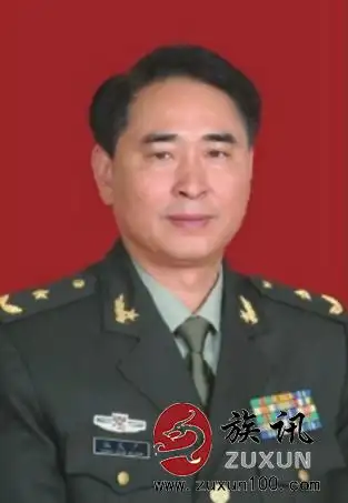 曾任第91师师长,第31军参谋长,2005年任第1集团军副军长,2009年6月任