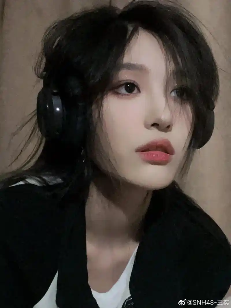 snh48王奕 #照片来源于vb - 抖音
