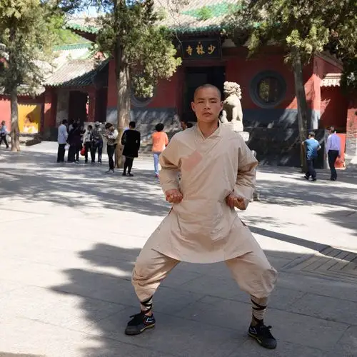 少林武僧服批发 少林武术练功服装 乳白色纯棉竹节服装 僧服厂家