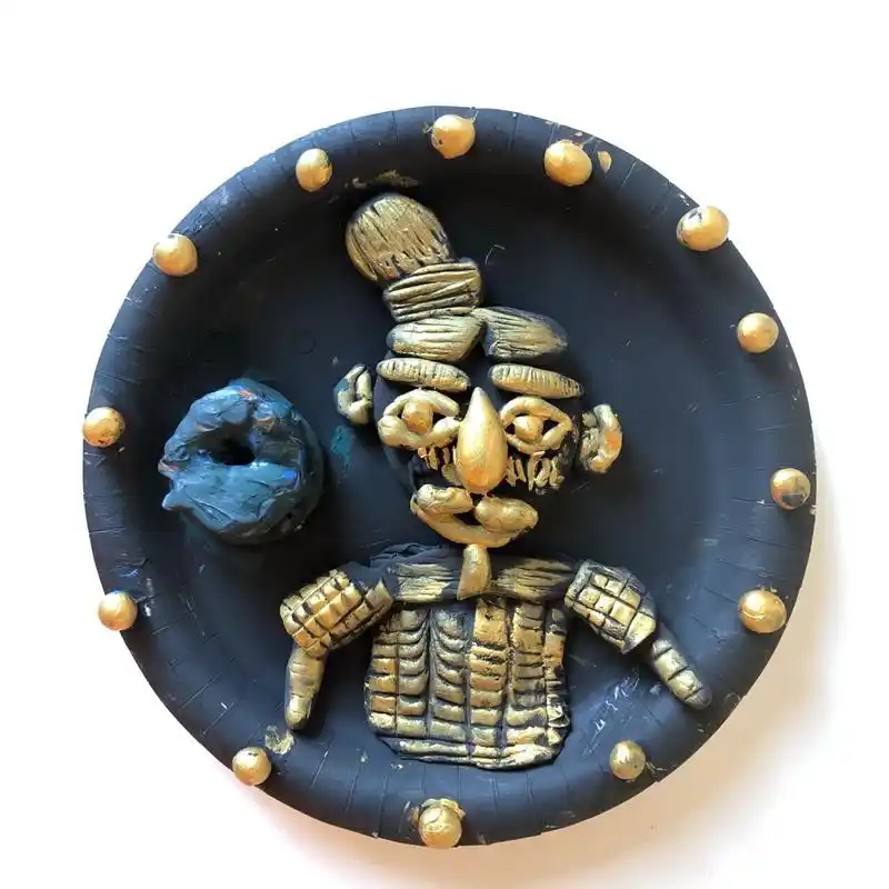 超轻粘土《兵马俑》 适合3～4岁小朋友     学习内容: 1,了解秦朝