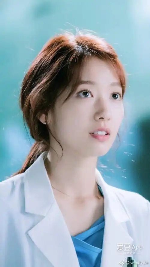 [朴信惠][分享]171226 绑马尾的一百种方法 慧静xi可以出一本小心得