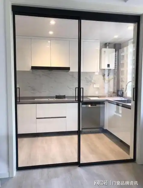 厨房推拉门什么颜色比较高级