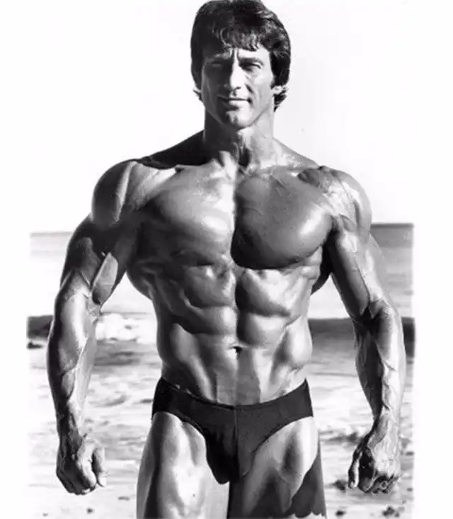 赞恩虽名气远不及施瓦辛格,但阳光帅气的他却是健美史上第一个改变