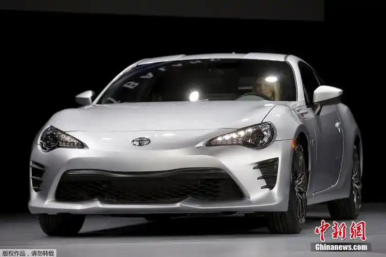 2016纽约车展 头文字d传奇车型ae86新款抢眼