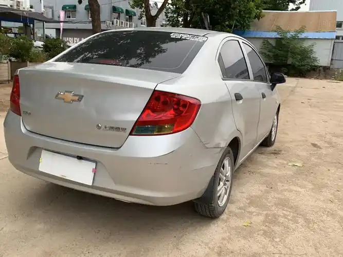 雪佛兰 赛欧  2011款 三厢 1.4l 手动幸福版图片