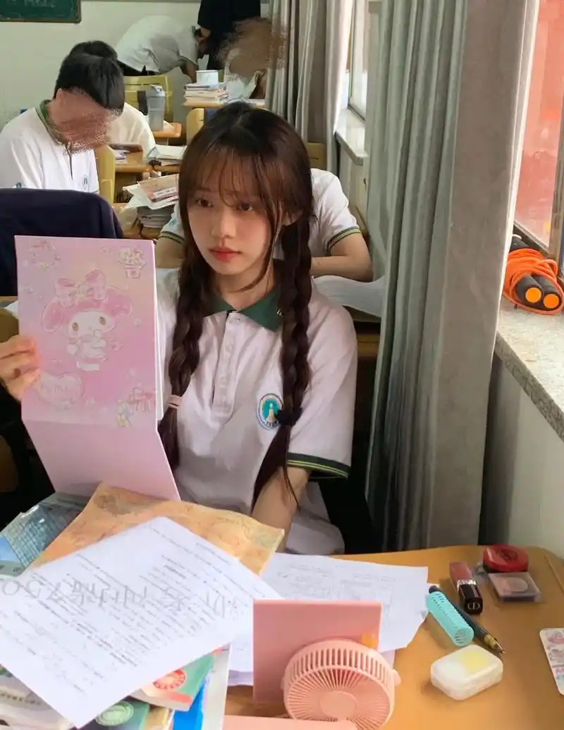 我的青春 再普通也是独家记忆#校园 #分享照片 #女高中生  - 抖音