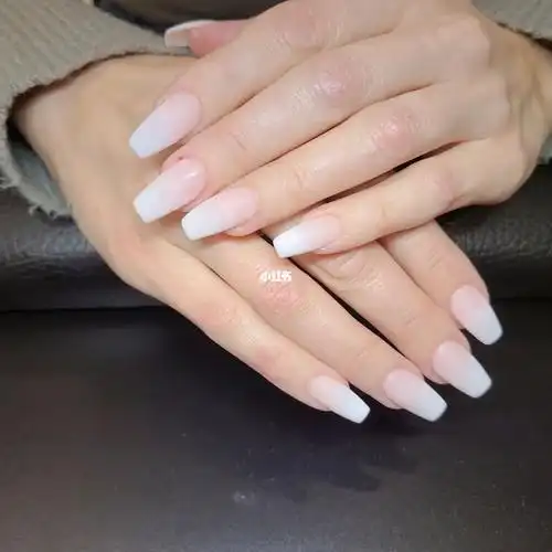 温尼伯美甲 法式白色渐变延长甲