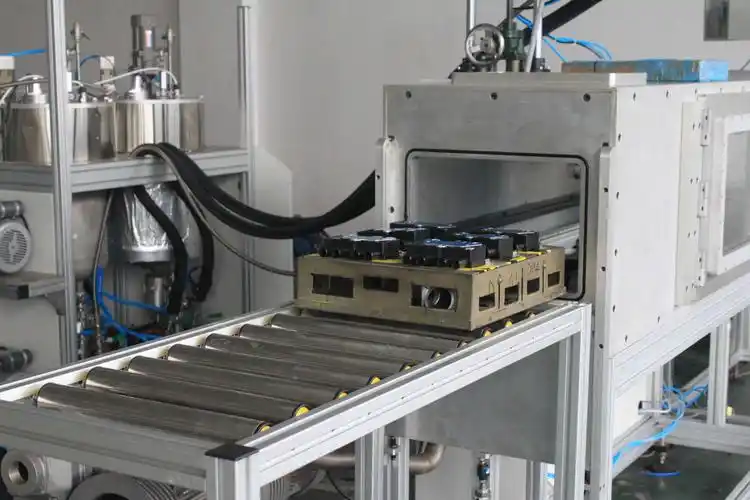 宝兰在线式真空灌胶机