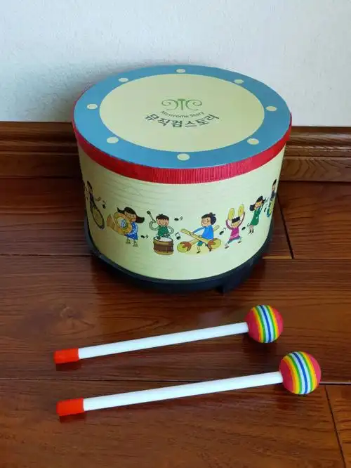 益智敲击打鼓玩具